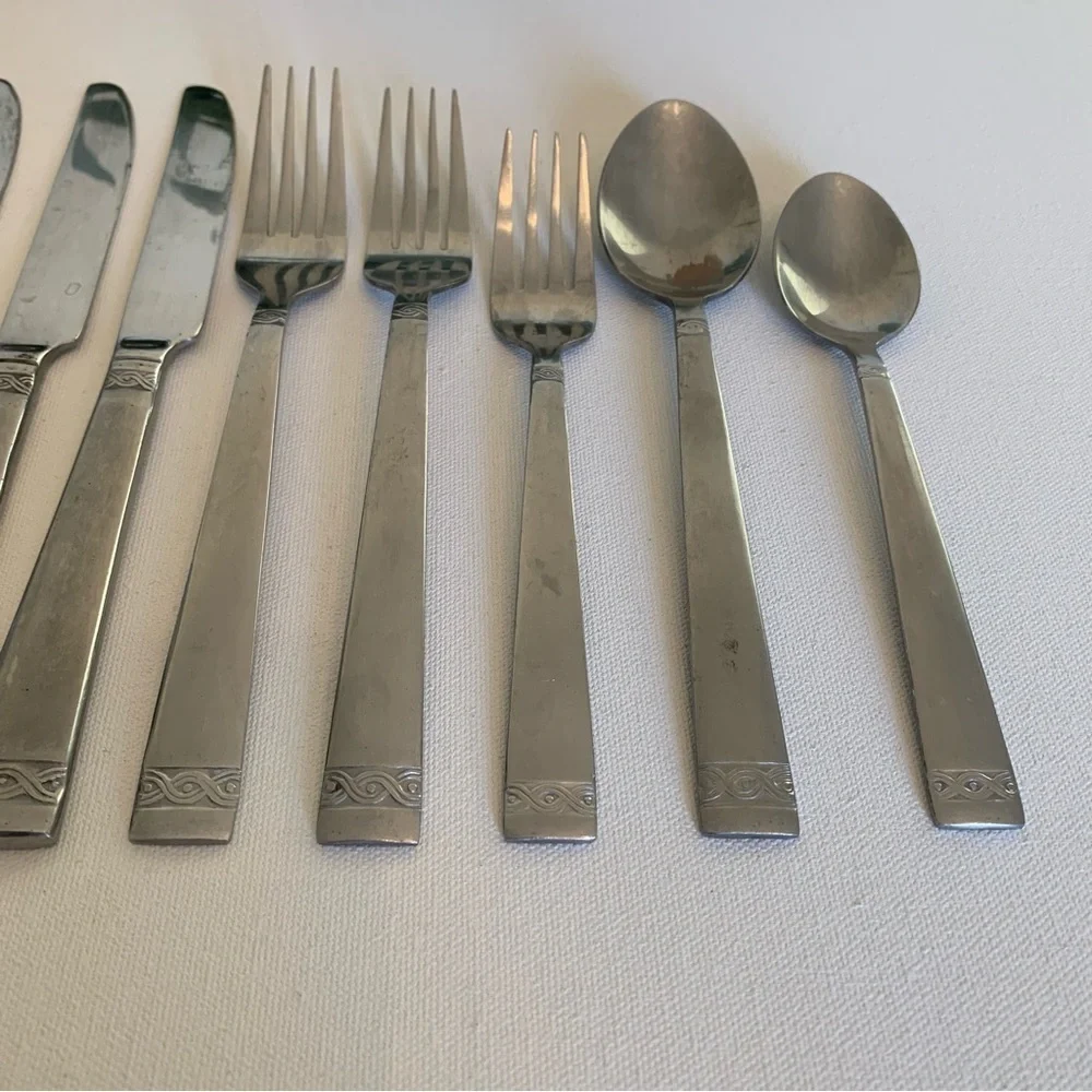 Cambridge Stainless Flatware Danielle Dinner Forks Knives Spoons Set of 12 Pcs